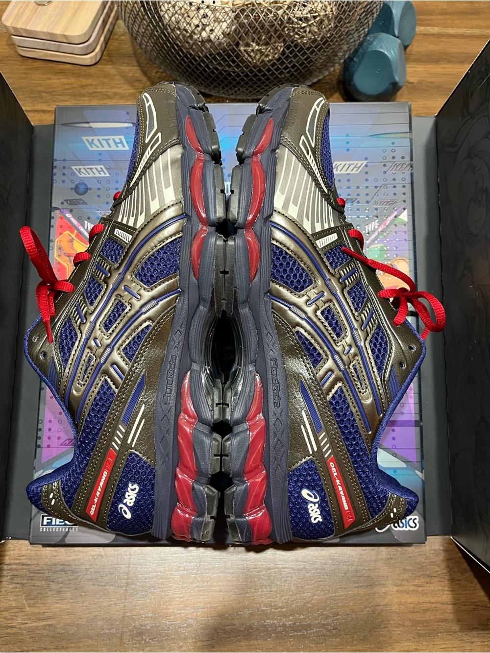 Asics x Kith x Marvel Comics Kayano 12.1 Captain America SZ 12 - Picture 7 of 13
